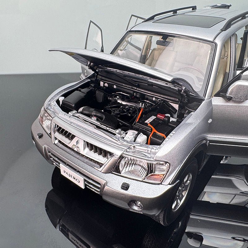 YC Model Mitsubishi Pajero V73 – 1:18 Scale Limited Edition Diecast Model