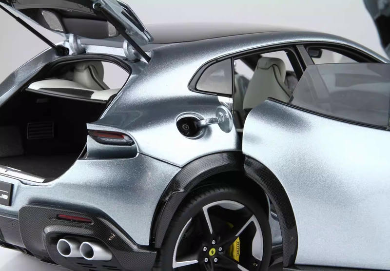 Ferrari Purosangue Panoramic Sunroof Edition 1:18 Alloy Diecast Model