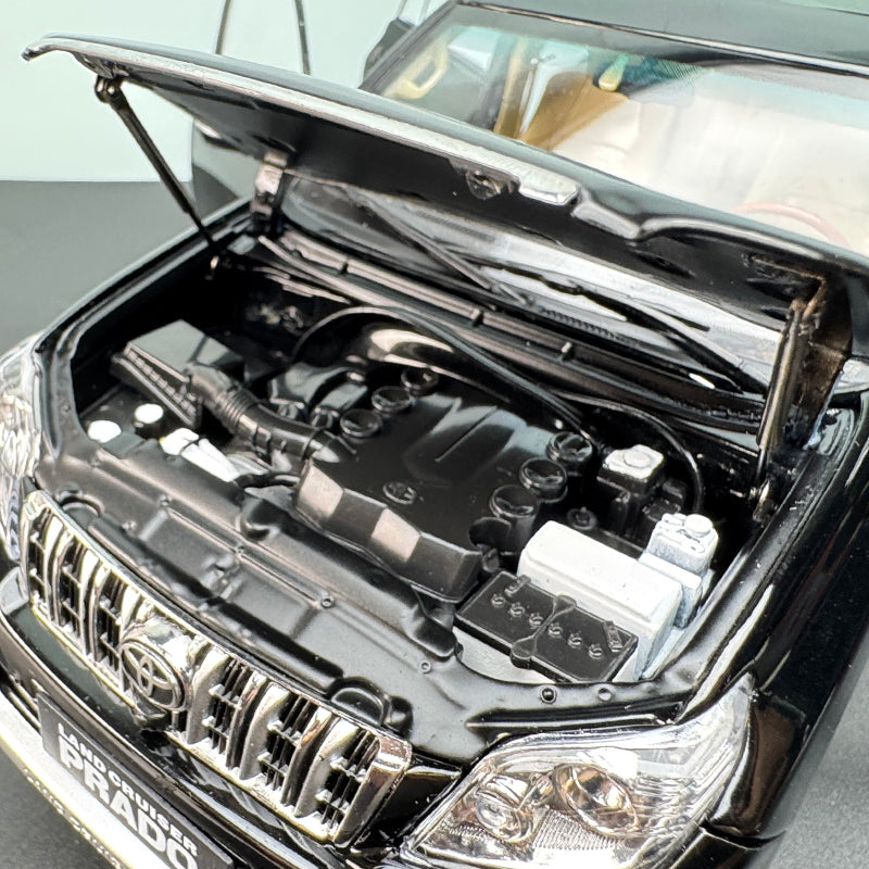 Toyota Prado 1:18 Die-Cast Alloy Model with Full Opening Panels
