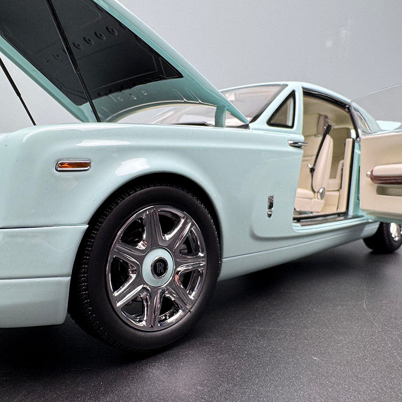 Kyosho 1:18 Rolls-Royce Phantom Coupe – Full-Opening Diecast Model