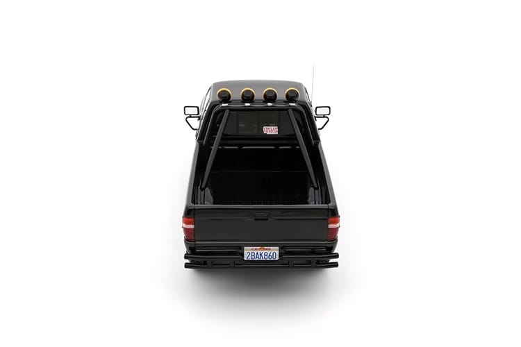 Pre-sale OTTO 1:18 Toyota HILUX SR5 Bright Black Resin Model – Limited Edition of 2,500 Units(OT481