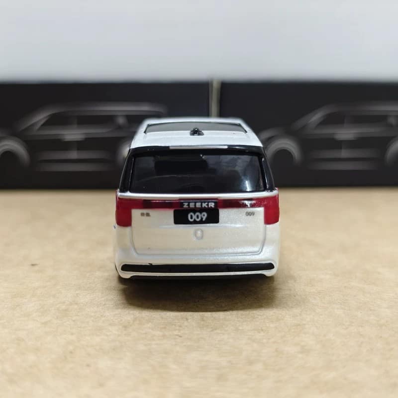 Original 1:64 ZEEKR 009 Electric MPV Diecast Model
