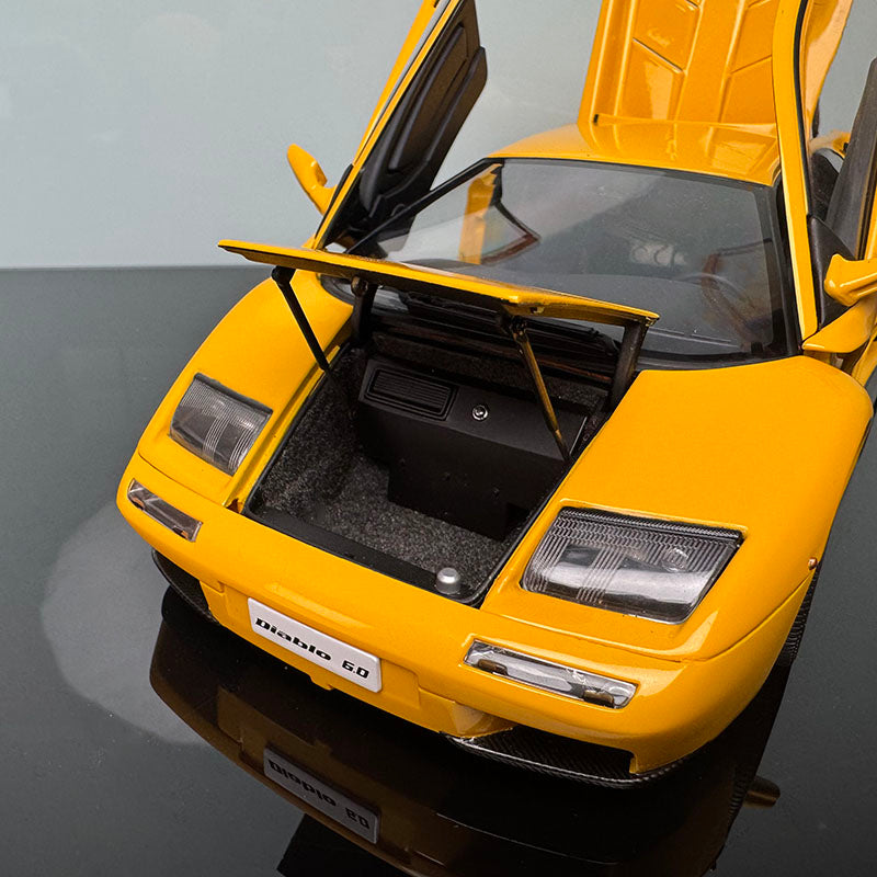 Lamborghini Diablo SV-R Diecast Model – 1:18 Scale Collectible (Black, Yellow, Blue, White)