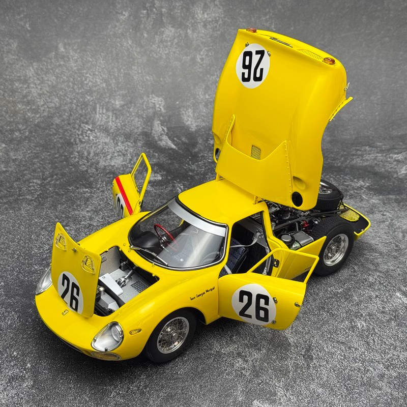 CMC Ferrari 250 LM #26 1:18 Diecast Classic Racing Car Model