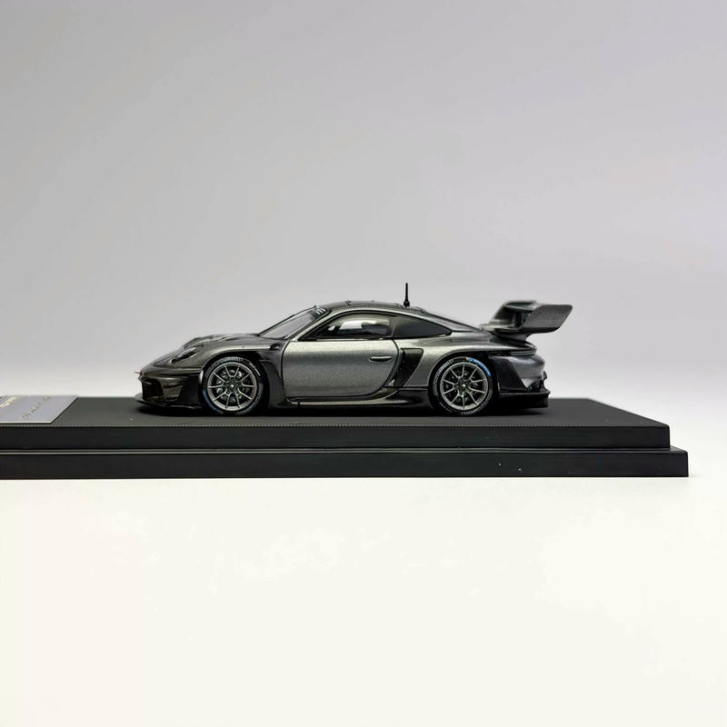 HKM 1:64 Porsche 911 992 GT3 R Rennsport Diecast Model
