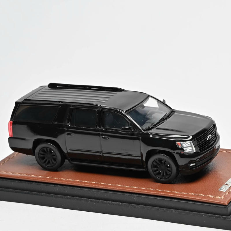 GOC 1:64 Chevrolet Suburban SUV 2015 Diecast Car Model – YX car model