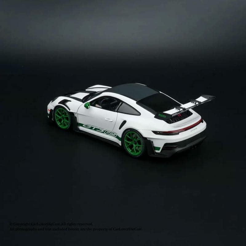 MINICHAMPS 1:18 Porsche 911 GT3 RS Diecast Model Car – Full Opening Limited Edition Collector