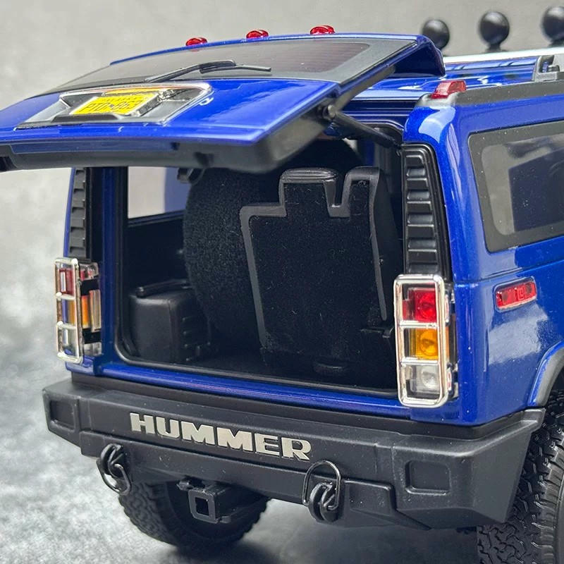 HIGHWAY61 1:18 Hummer H2 Diecast Model – Blue – YX car model