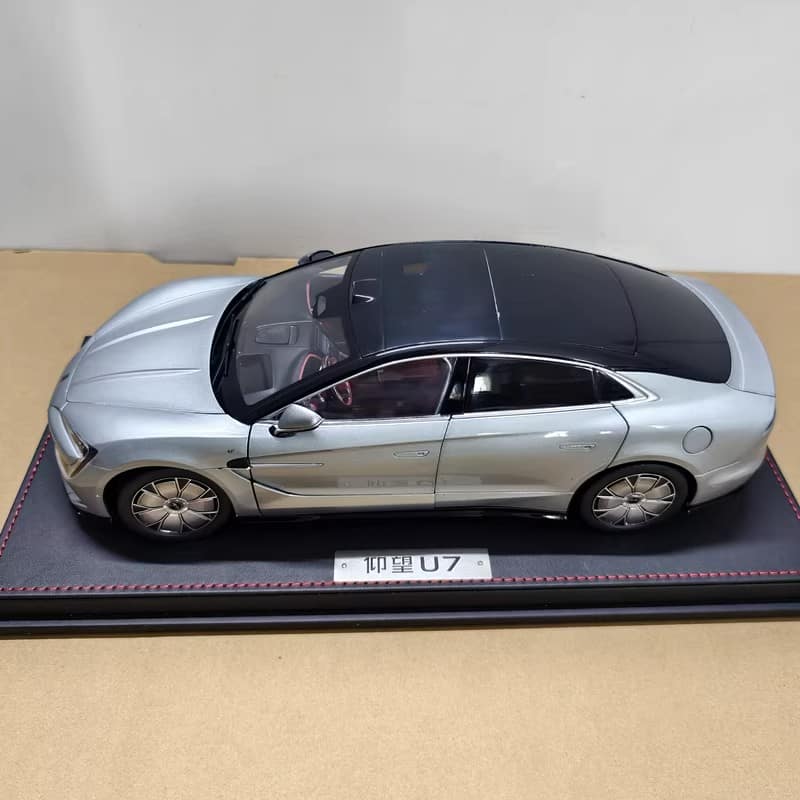 Original Manufacturer 1:18 BYD Yangwang U9 Electric Hypercar Diecast Model