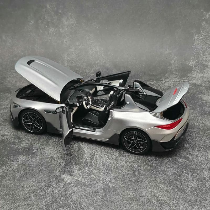 NZG 1:18 Mercedes-AMG PureSpeed Diecast Model