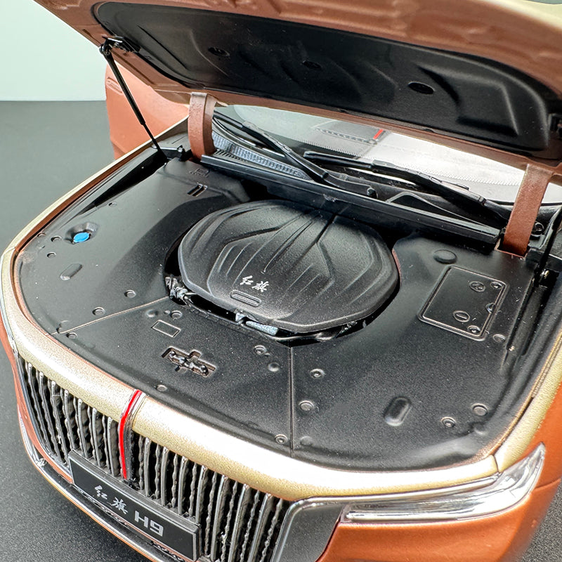 FAW Hongqi H9 1:18 Die-Cast Alloy Model with Solid Wood Base