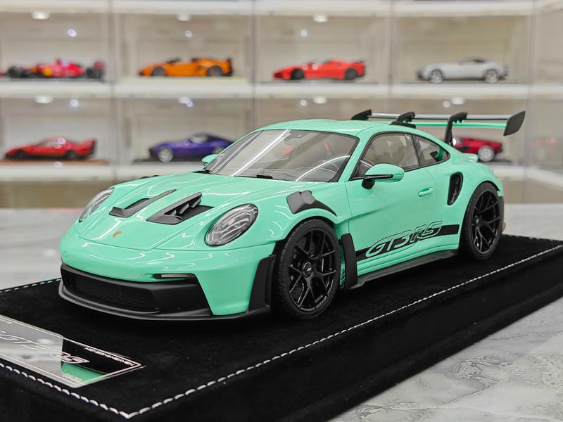 HH Model Porsche 992.1 GT3 RS 1:18 Resin Model Car