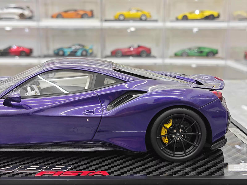 BBR 1:18 Ferrari 488 Pista Spider Hardtop Resin Model