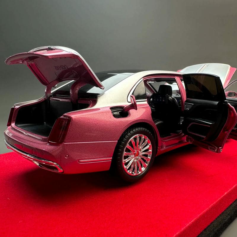 Hongqi Guoya 1:24 Diecast Model – FAW Golden Sunflower Luxury Sedan Collector Edition