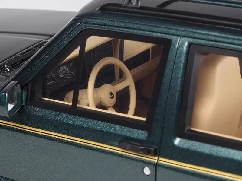 OTTO 1:18 Jeep Cherokee XJ 1995 Resin Model