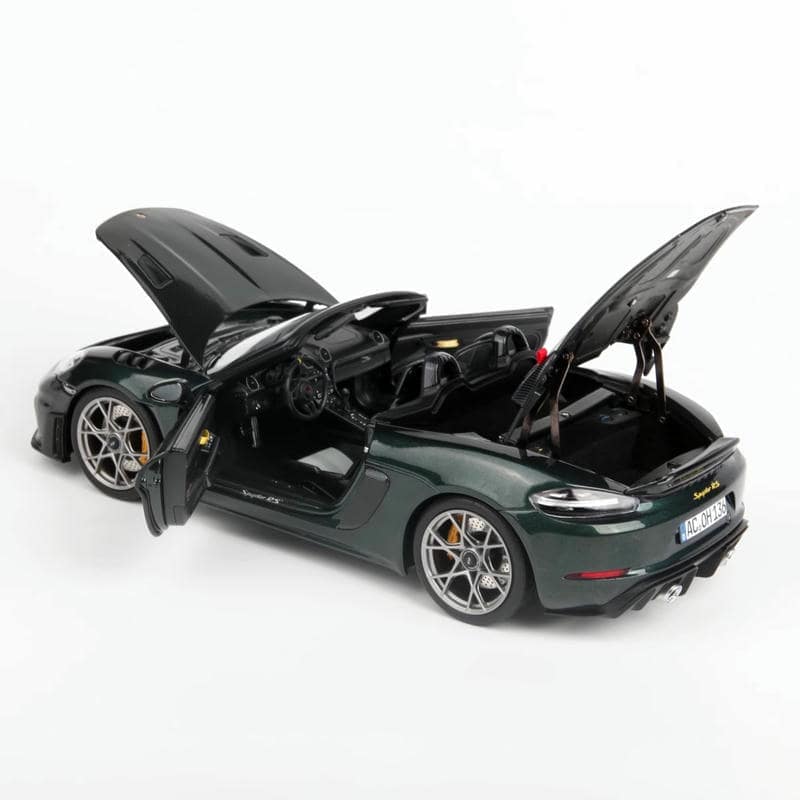 Norev 1:18 Porsche 718 Spyder RS Weissach PackAlloy Diecast Model Car