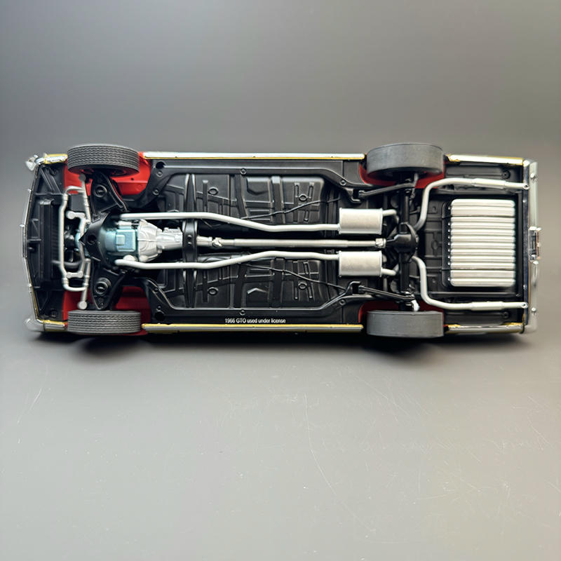 ACME 1:18 1966 Pontiac GTO Diecast Car – Gold