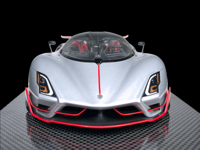 FrontiArt 1:18 SSC Tuatara Striker Resin Model