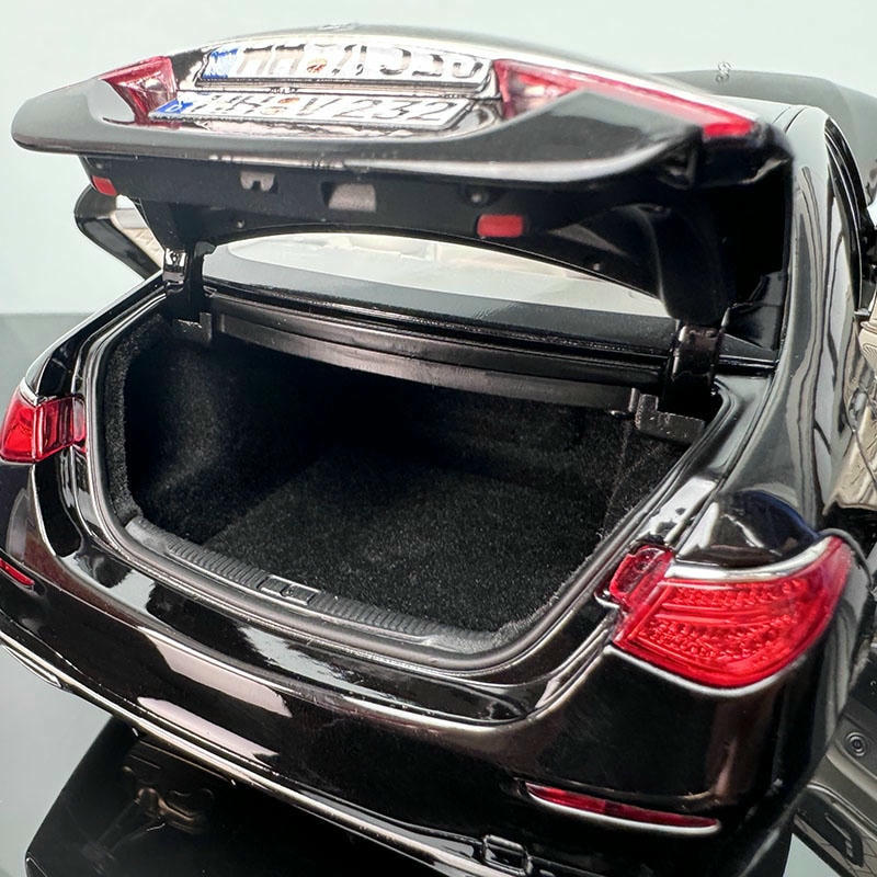 Norev Mercedes-Benz W223 S600 1:18 Diecast Model