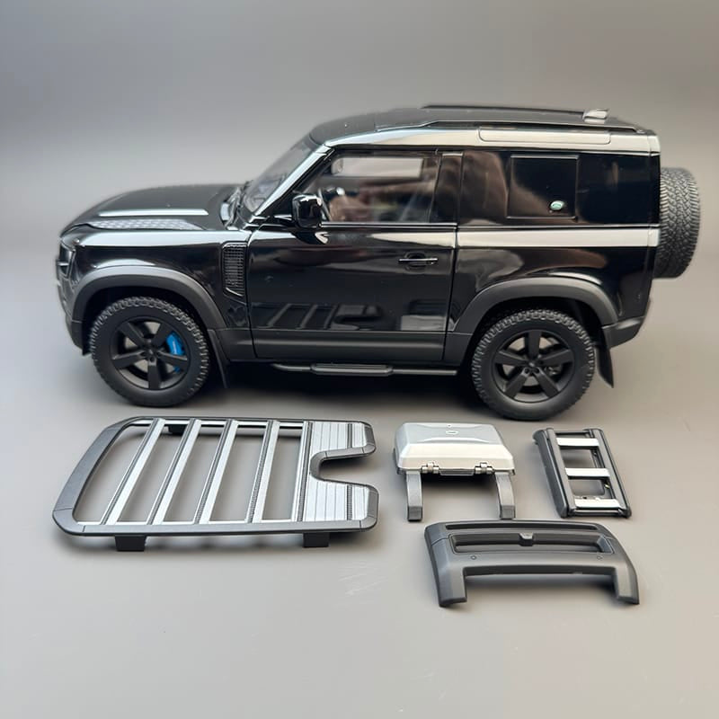 Almost Real Land Rover Defender 90 1:18 Alloy Diecast Model Car