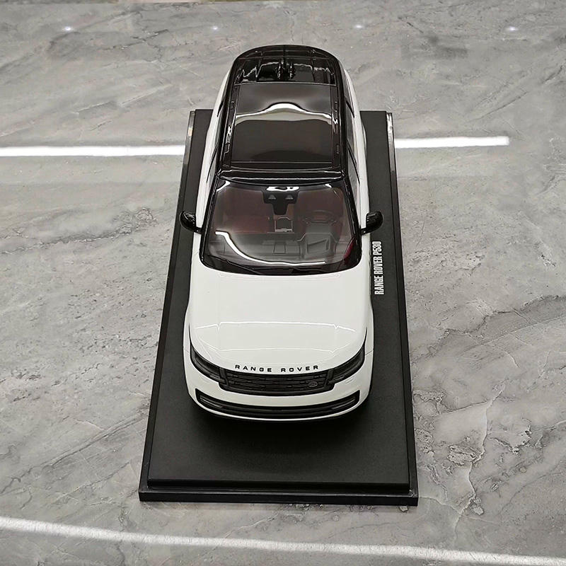 GT Spirit 1:18 Range Rover P530 Resin Model — GT533