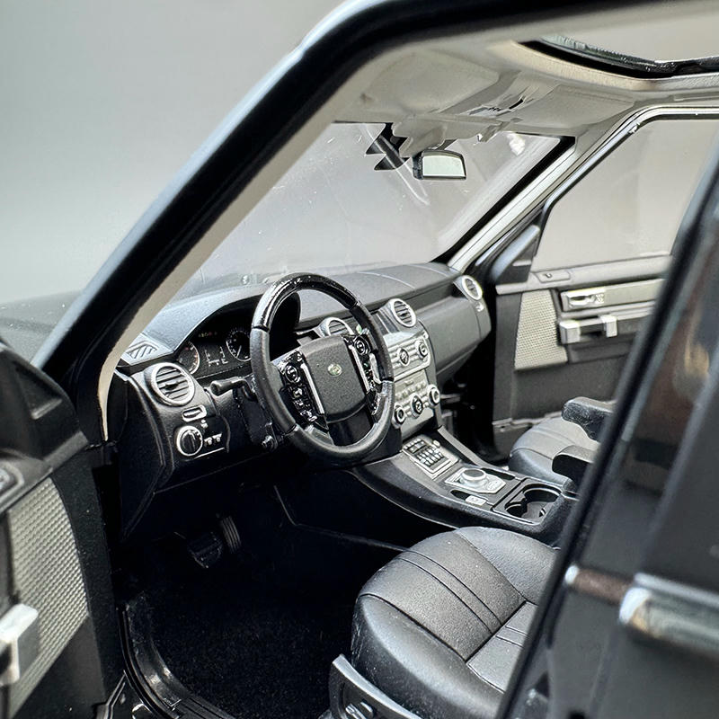 Whelart 1:18 Land Rover Discovery 4 Diecast Car