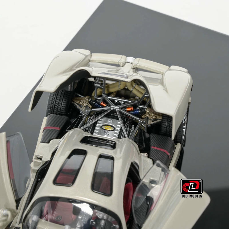 LCD Pagani Utopia 1:43 Diecast Model Car