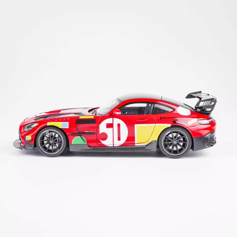 MINICHAMPS 1:18 Mercedes-Benz AMG GT Black Series Alloy Diecast