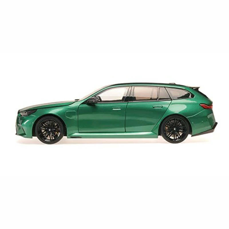 Minichamps 1:18 BMW M5 Touring (2024) Diecast Opening Model