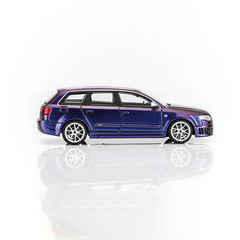 MOTORHELIX MH 1:64 Audi RS4 (B7) 2005 Diecast Model