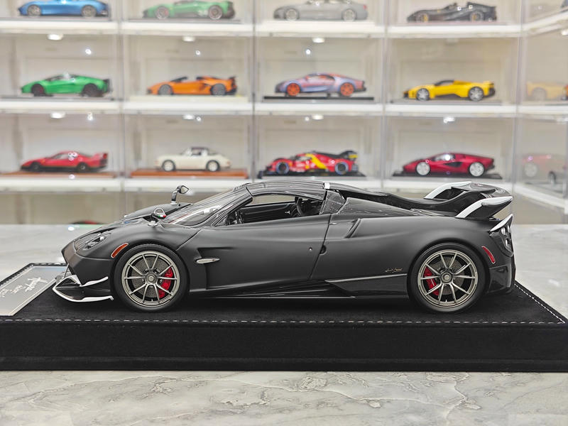 HH Model Pagani Huayra Roadster Limited Edition 1:18 Resin Model Car