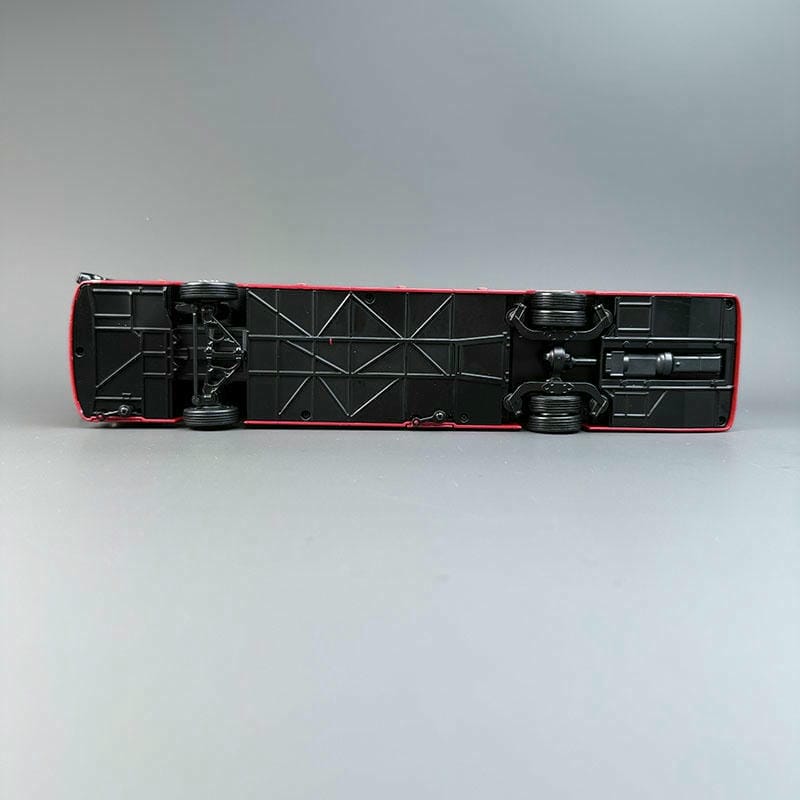1:18 Zhongtong H12 Coach Bus – Alloy Model
