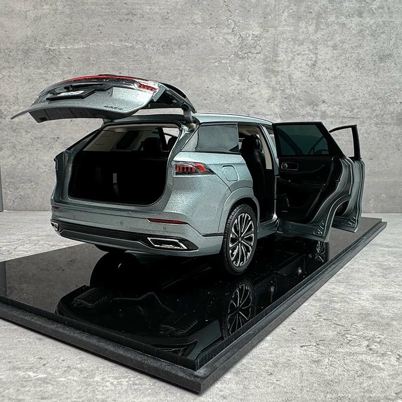 1:18 Chery Tiggo 9 Alloy Model — Olive Gray