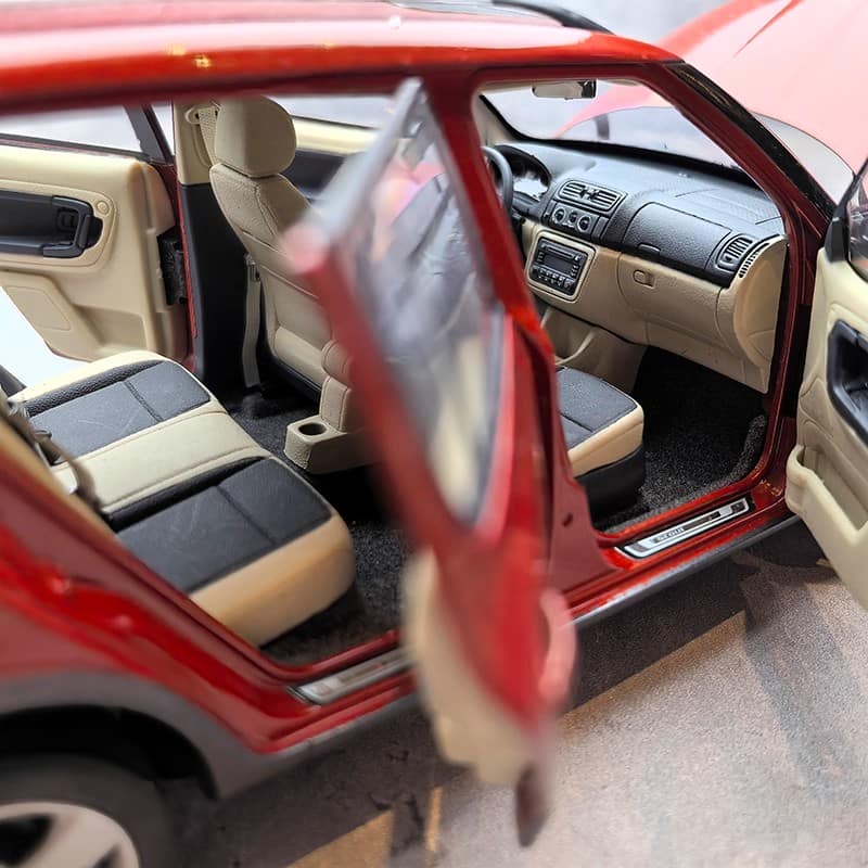 Original 1:18 Shanghai Volkswagen Skoda New Fabia Diecast Model Car