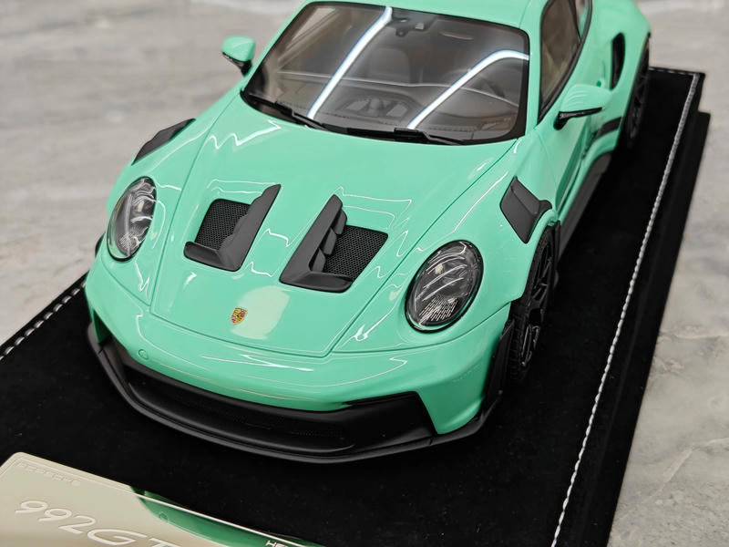 HH Model Porsche 992.1 GT3 RS 1:18 Resin Model Car