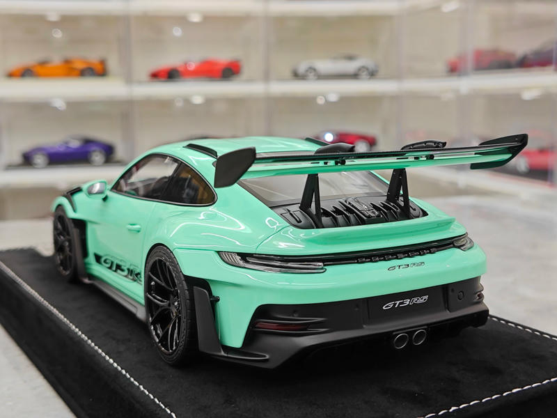 HH Model Porsche 992.1 GT3 RS 1:18 Resin Model Car