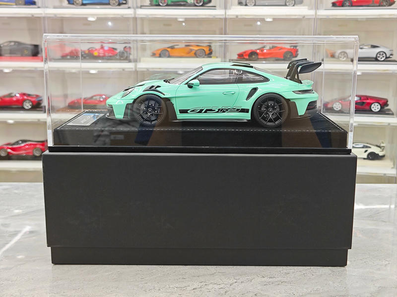 HH Model Porsche 992.1 GT3 RS 1:18 Resin Model Car