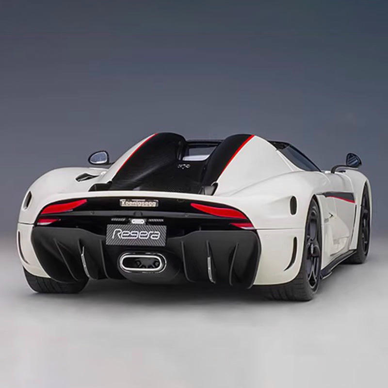 AUTOart 1:18 Koenigsegg Regera Diecast Model