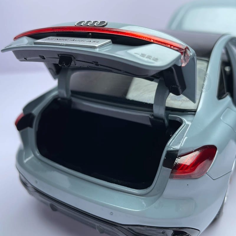 FAW Audi A5L 1:18 Alloy Diecast Model Car