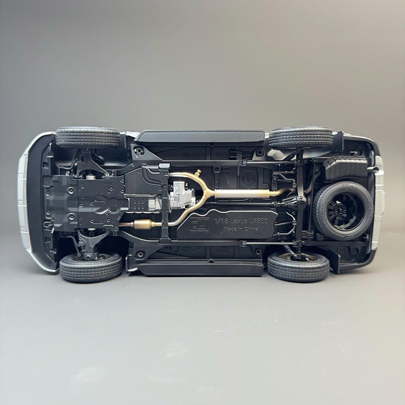 LCD Model 1:18 Lexus LX600 Diecast Car