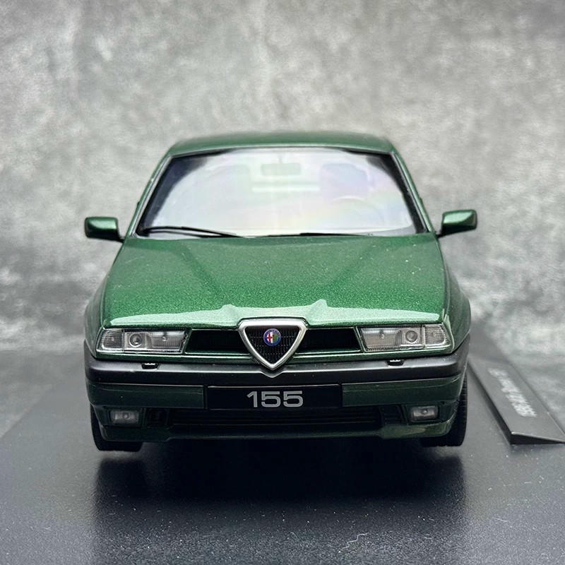 Alfa Romeo 155 Carabinieri 1996 1:18 KK Diecast Model Car