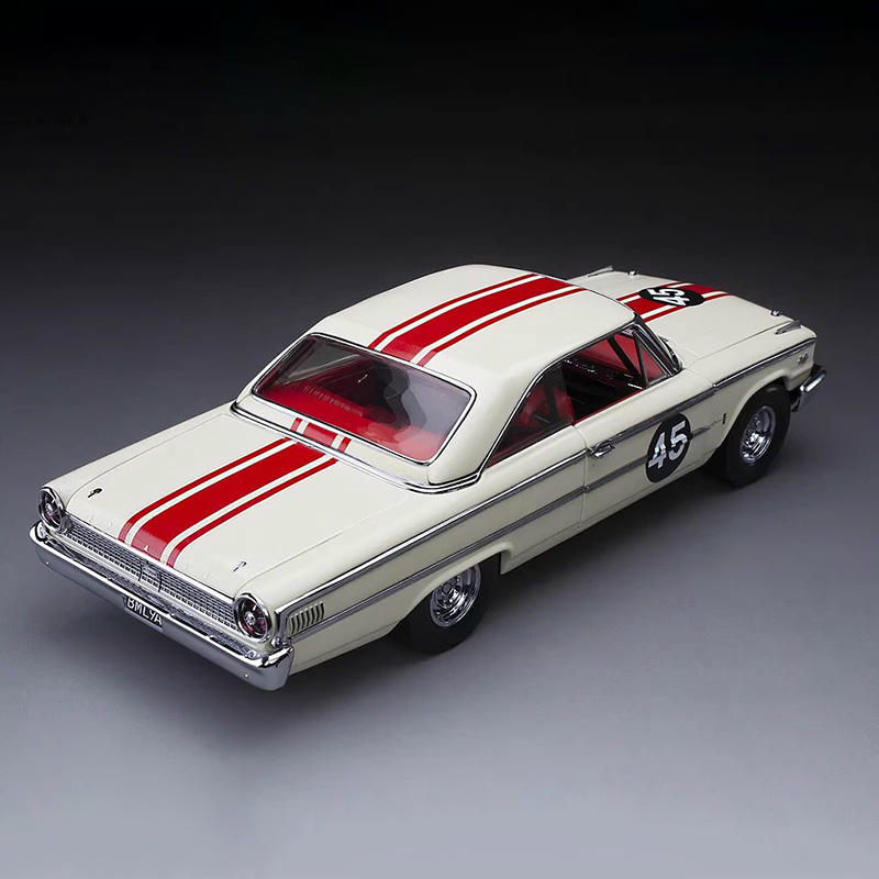 Sunstar 1:18 1963 Ford Galaxie 500XL Alloy Model