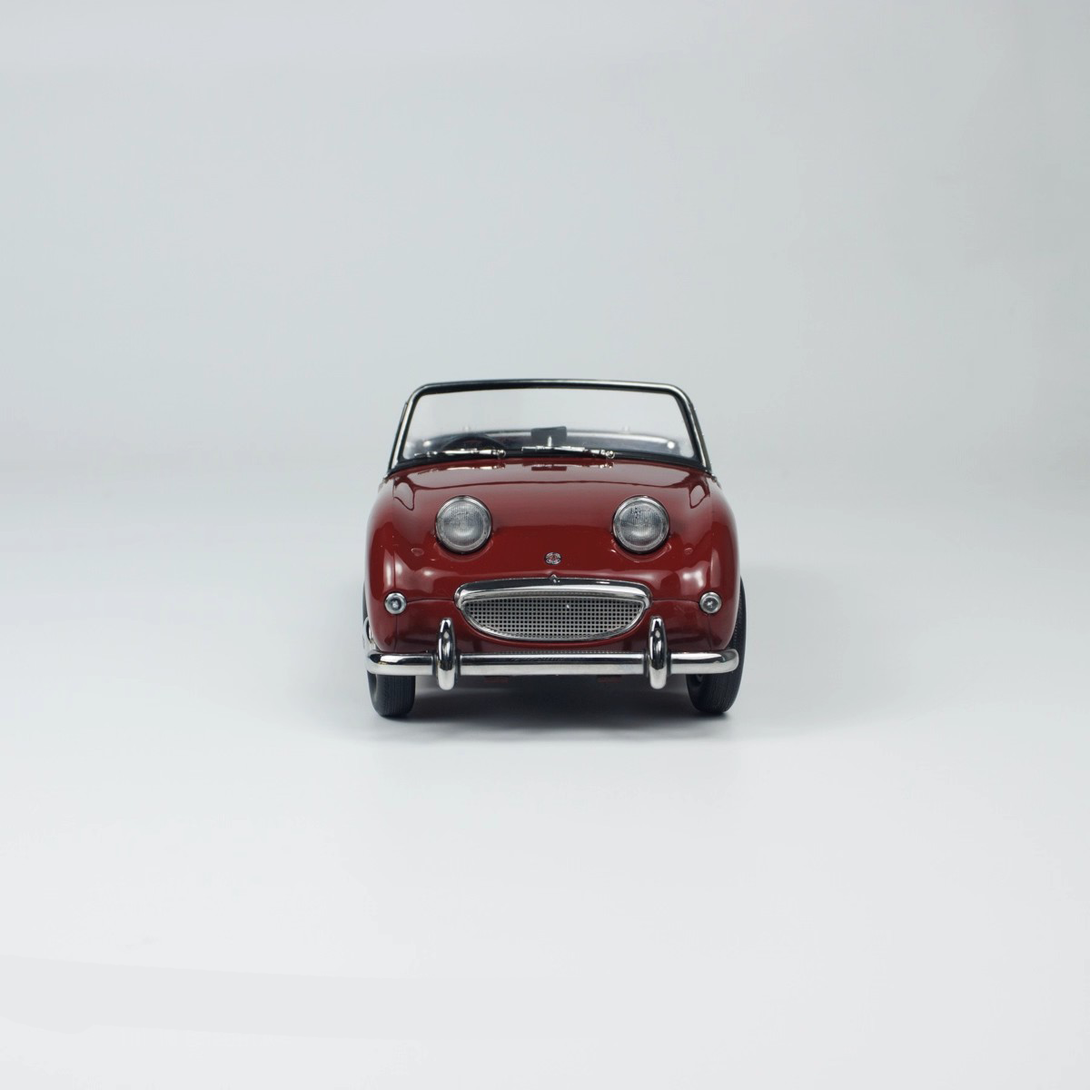Kyosho 1:18 Austin Healey Sprite Classic Diecast Model Car