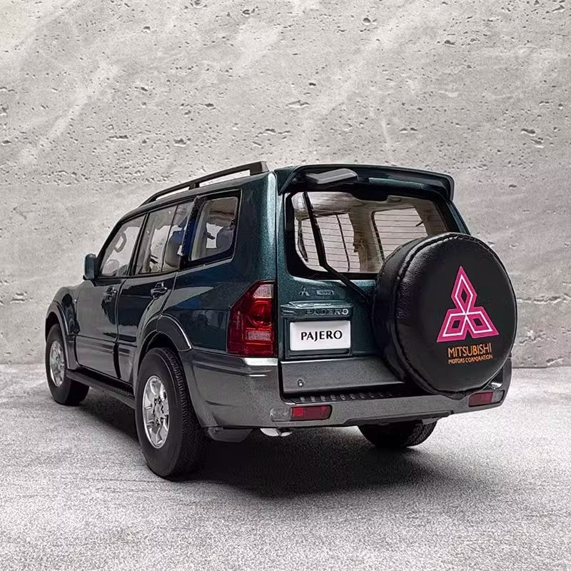 YC Model Mitsubishi Pajero V73 – 1:18 Scale Limited Edition Diecast Model