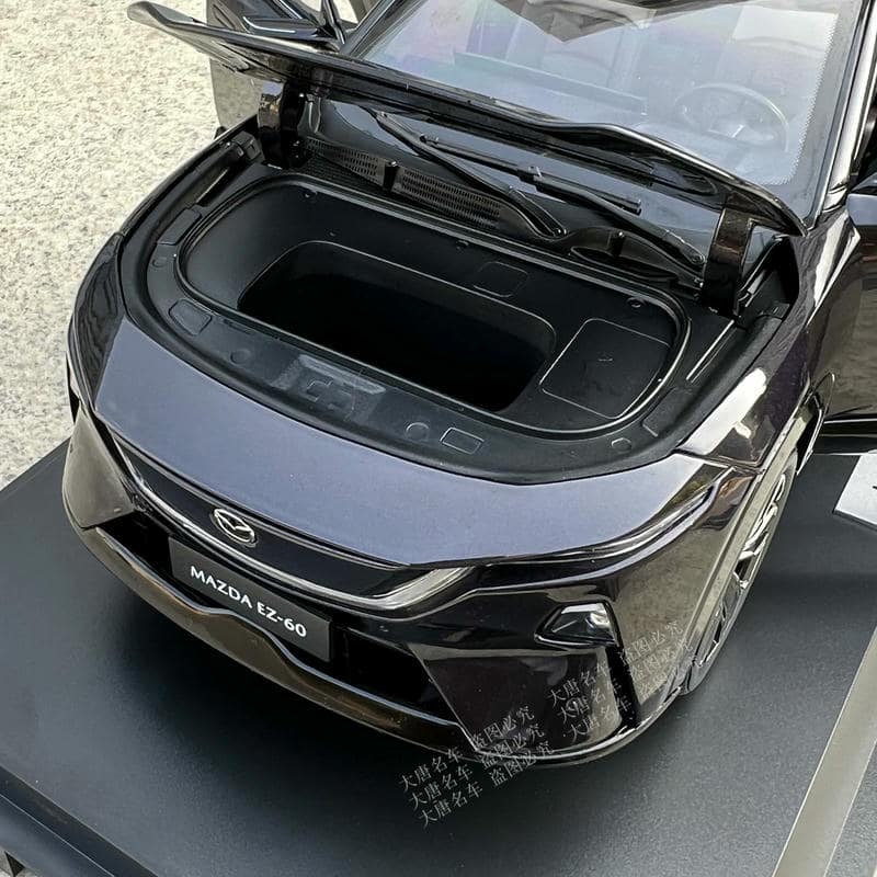 Official 1:18 Mazda EZ-60 Diecast Model Car – Electric SUV New Energy Vehicle Collector