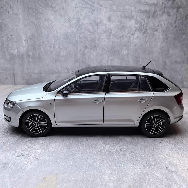 SAIC1:18 Scale Volkswagen Skoda Rapid Die-Cast Model Car