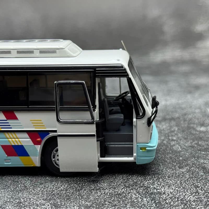 Cheying Shiguang 1:64 Guilin Daewoo BH115H Luxury Coach Bus Diecast Model