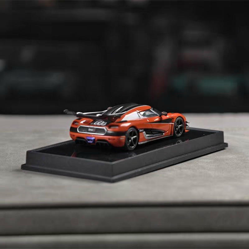 AUTOart 1:64 Koenigsegg One:1 Resin Model