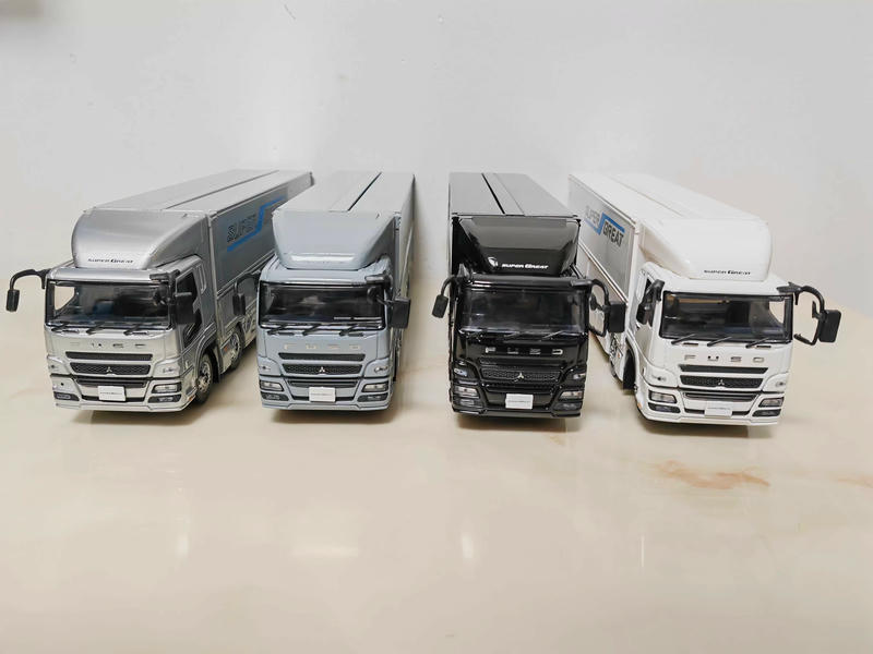Mitsubishi Fuso Supergreat 1:43 Truck Model – YX car model