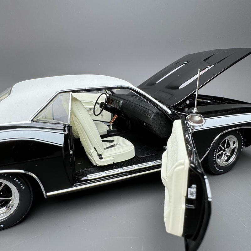 ACME 1972 Plymouth Cuda 1:18 Alloy Diecast Model Car